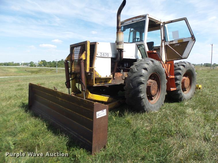 image for item DB1425 1976 Case 2470 tractor