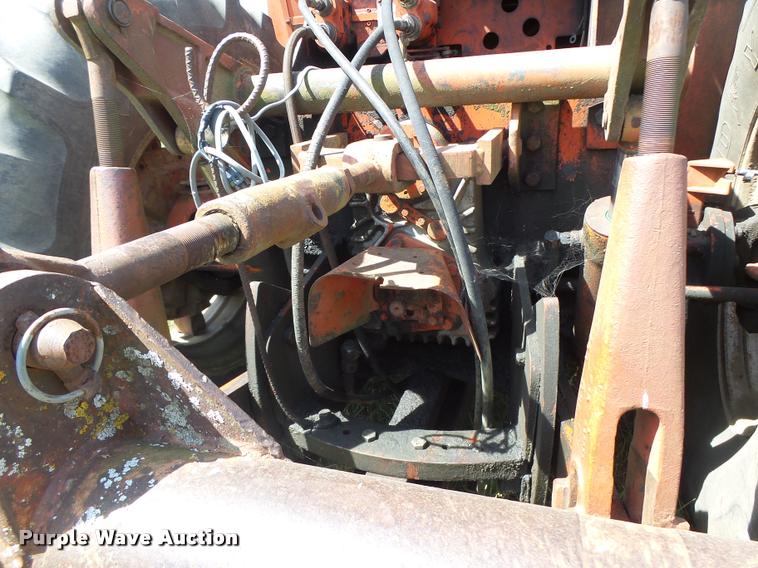 image for item DB1425 1976 Case 2470 tractor