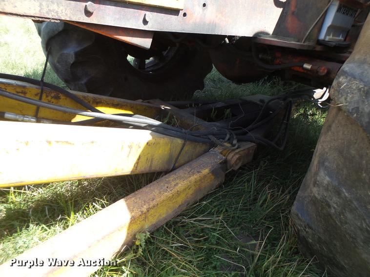 image for item DB1425 1976 Case 2470 tractor