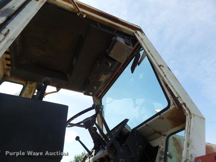 image for item DB1425 1976 Case 2470 tractor