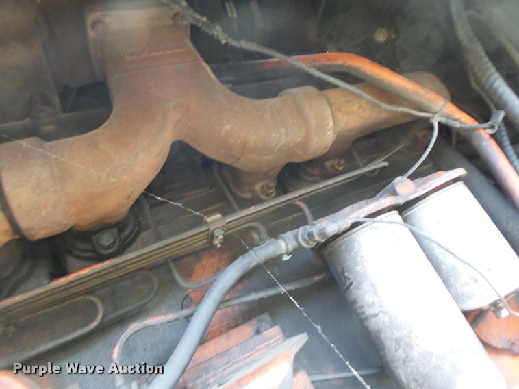 image for item DB1425 1976 Case 2470 tractor