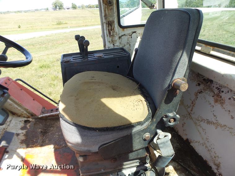 image for item DB1425 1976 Case 2470 tractor