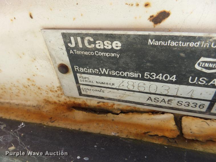 image for item DB1425 1976 Case 2470 tractor