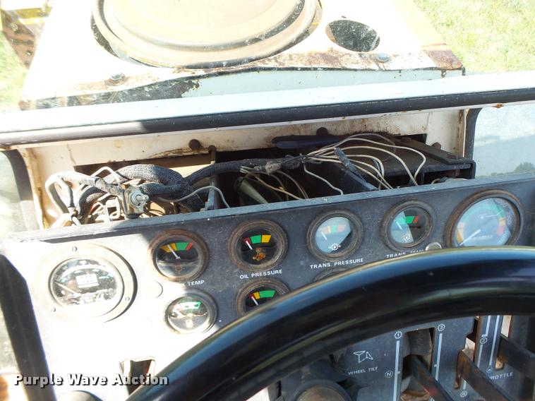 image for item DB1425 1976 Case 2470 tractor