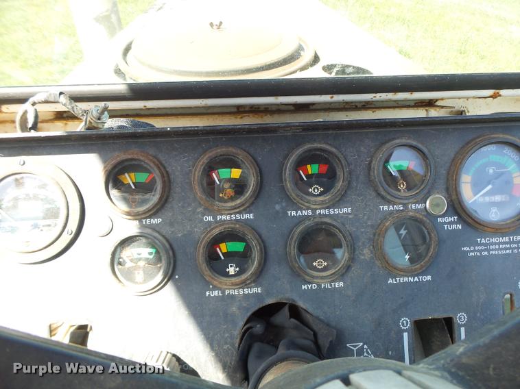 image for item DB1425 1976 Case 2470 tractor