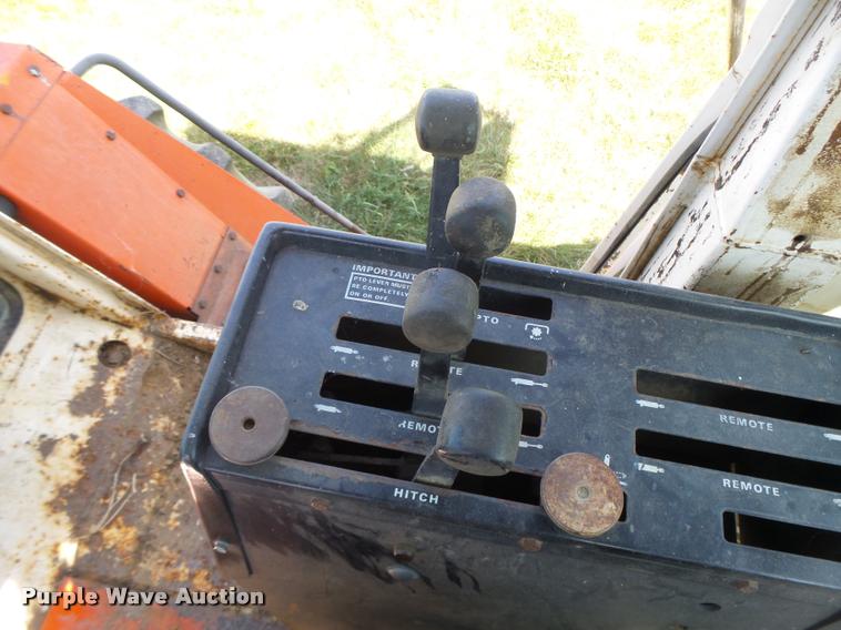 image for item DB1425 1976 Case 2470 tractor