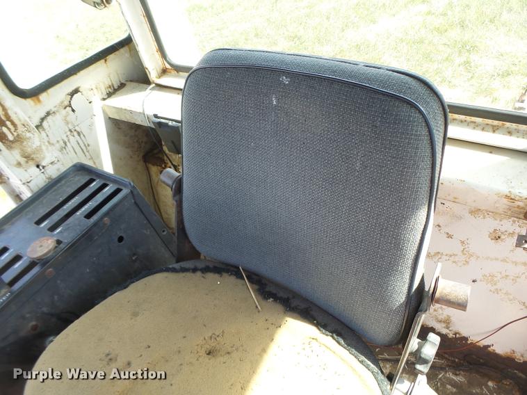 image for item DB1425 1976 Case 2470 tractor