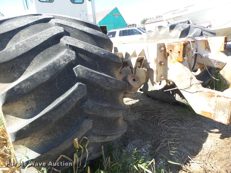 image for item DB1427 Mertz 4250 self-propelled applicator cab and chassis