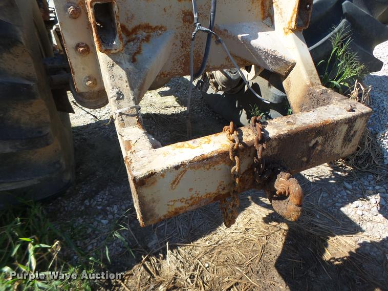 image for item DB1427 Mertz 4250 self-propelled applicator cab and chassis