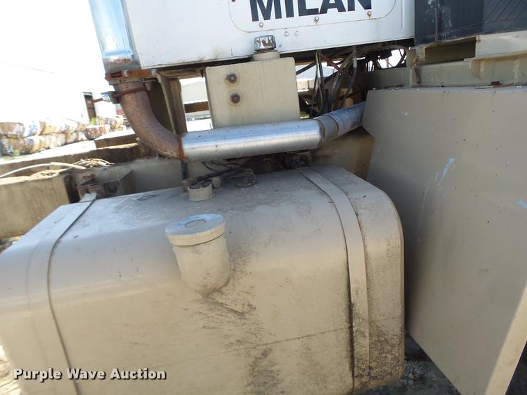 image for item DB1427 Mertz 4250 self-propelled applicator cab and chassis