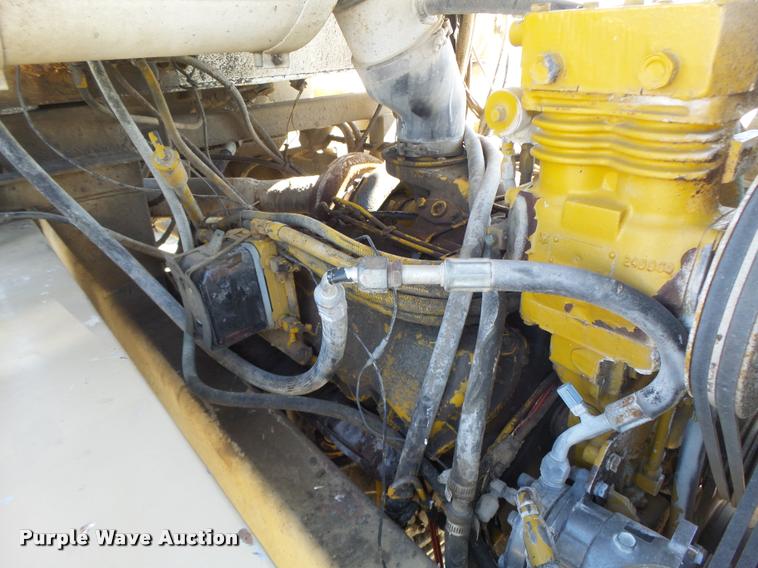 image for item DB1427 Mertz 4250 self-propelled applicator cab and chassis