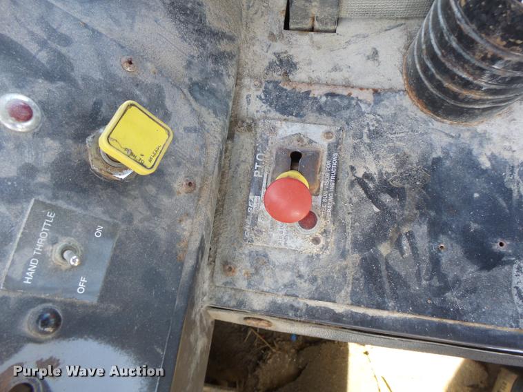 image for item DB1427 Mertz 4250 self-propelled applicator cab and chassis