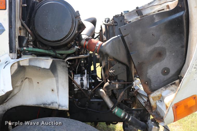 image for item DB4141 1997 International 8100 manure spreader truck