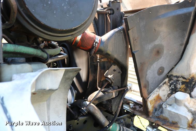 image for item DB4141 1997 International 8100 manure spreader truck