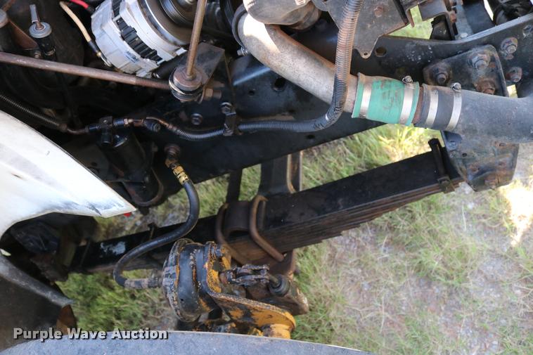 image for item DB4141 1997 International 8100 manure spreader truck