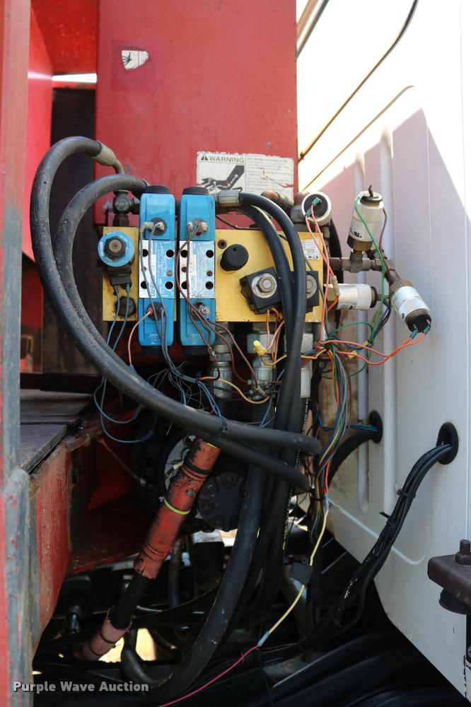 image for item DB4141 1997 International 8100 manure spreader truck