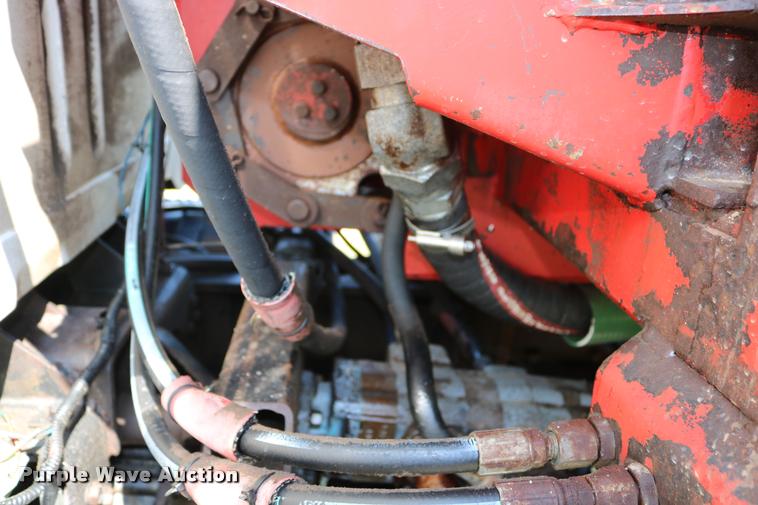 image for item DB4141 1997 International 8100 manure spreader truck