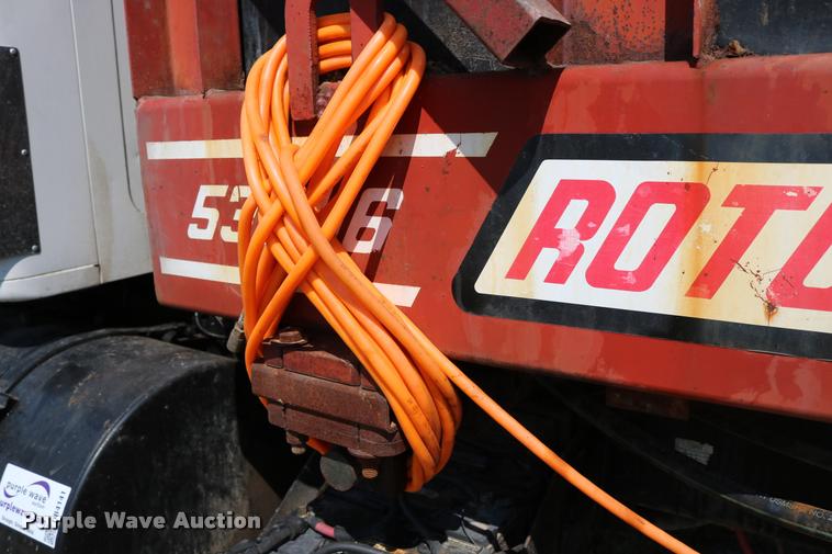 image for item DB4141 1997 International 8100 manure spreader truck