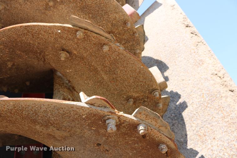 image for item DB4141 1997 International 8100 manure spreader truck