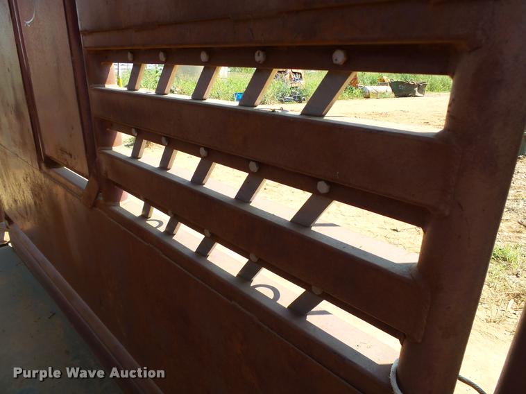 image for item DB4149 Bullwalker squeeze chute