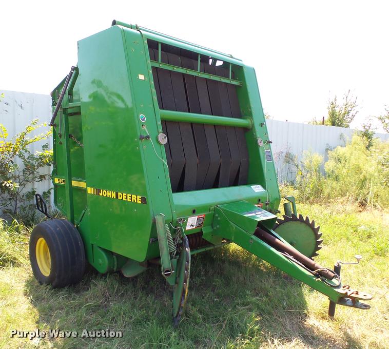 image for item DB4152 1994 John Deere 535 round baler