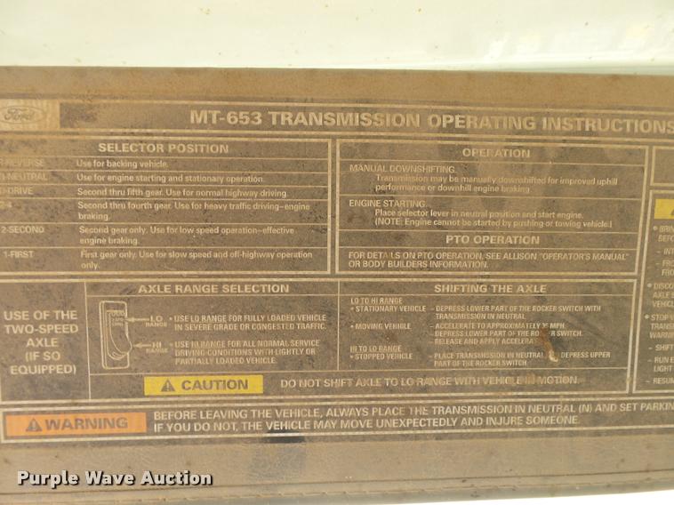 image for item DC3872 1998 Ford LT8513 Louisville 113 feed truck