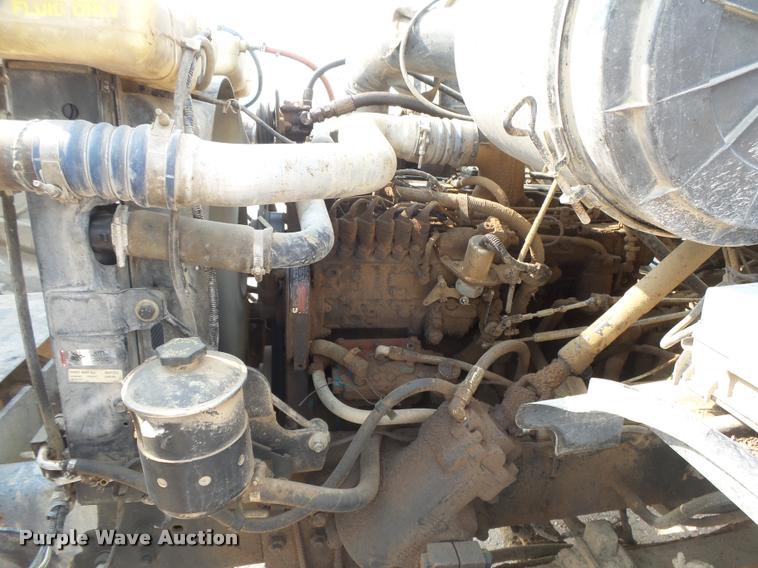 image for item DC3872 1998 Ford LT8513 Louisville 113 feed truck