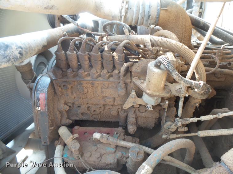 image for item DC3872 1998 Ford LT8513 Louisville 113 feed truck