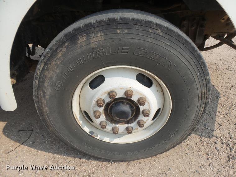 image for item DC3872 1998 Ford LT8513 Louisville 113 feed truck