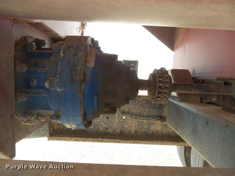 image for item DC3872 1998 Ford LT8513 Louisville 113 feed truck