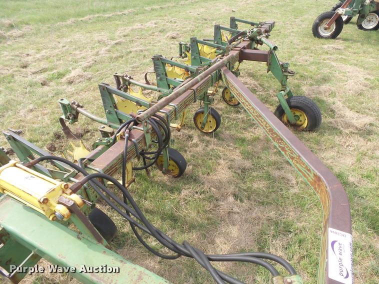image for item DC3896 John Deere front mounted cultivator