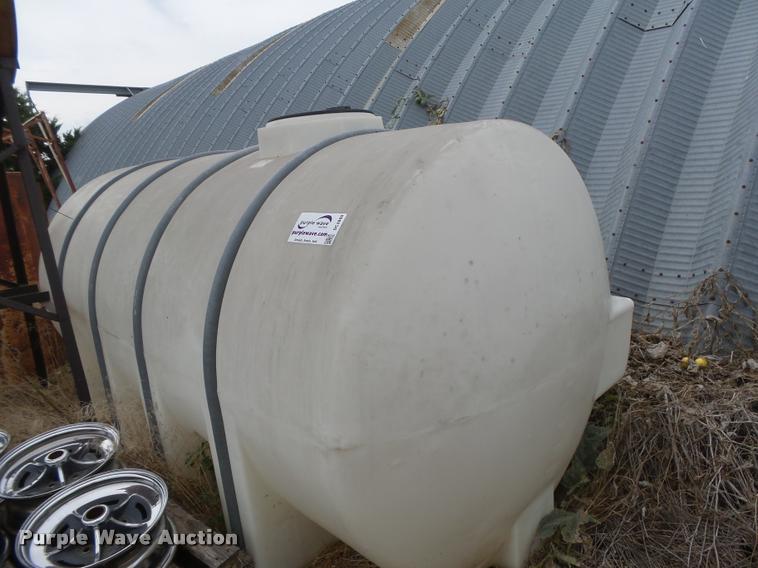 image for item DC3898 Tanks and wheels