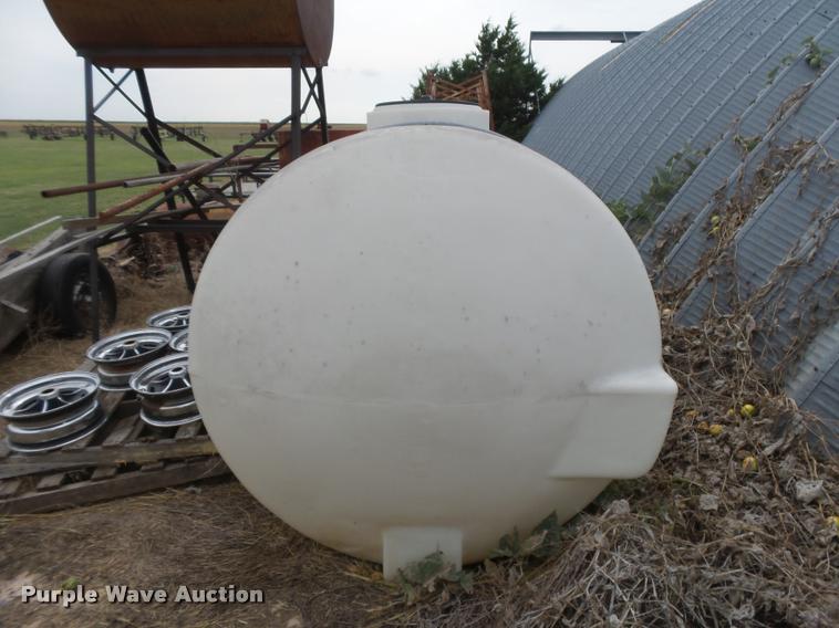 image for item DC3898 Tanks and wheels