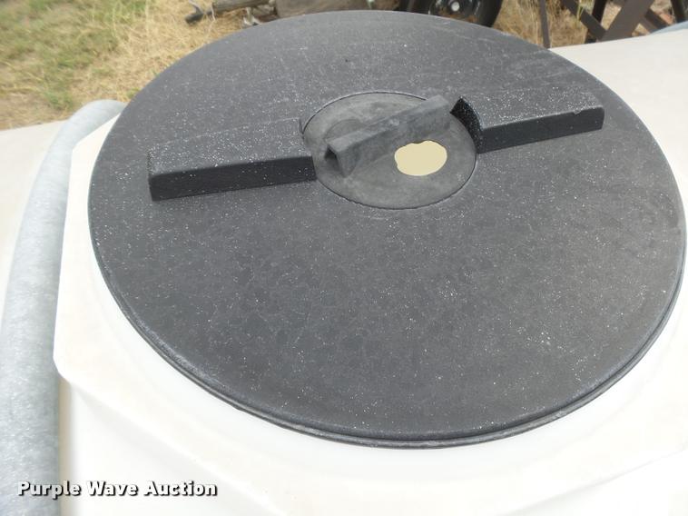 image for item DC3898 Tanks and wheels