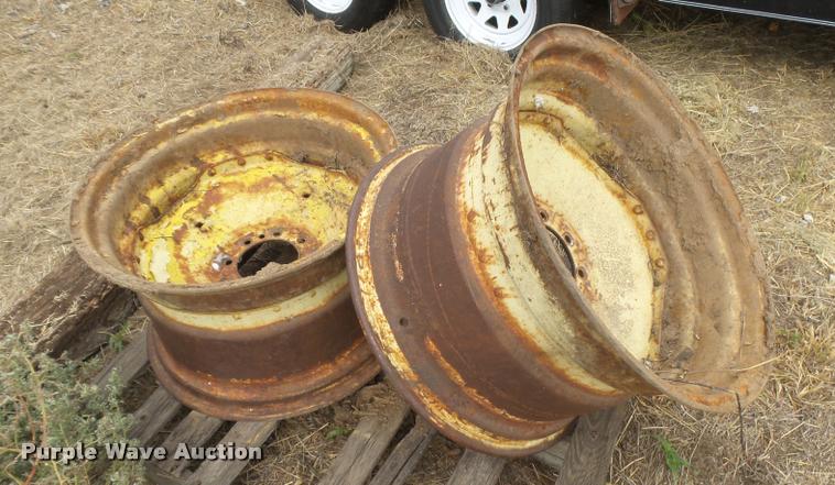 image for item DC3898 Tanks and wheels