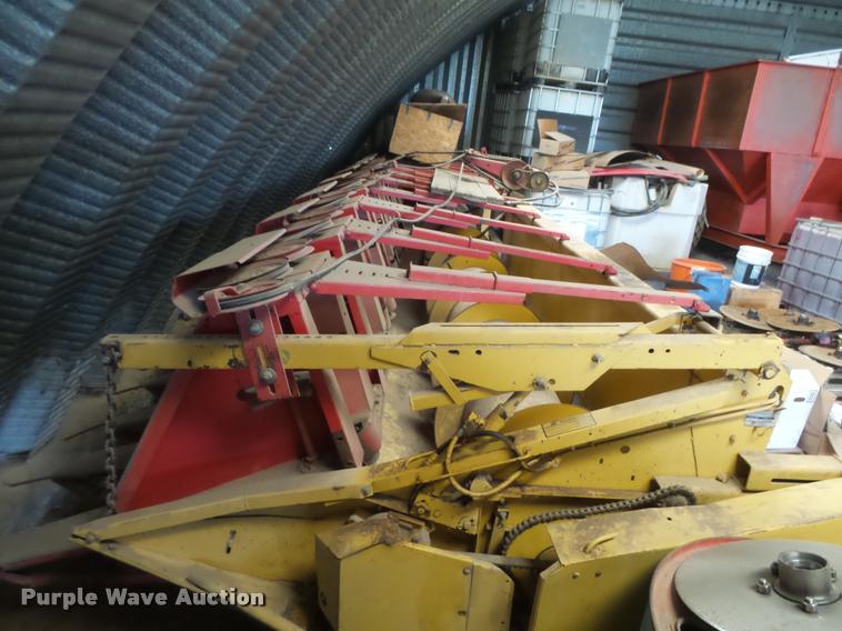 image for item DC3900 New Holland 971 rigid head