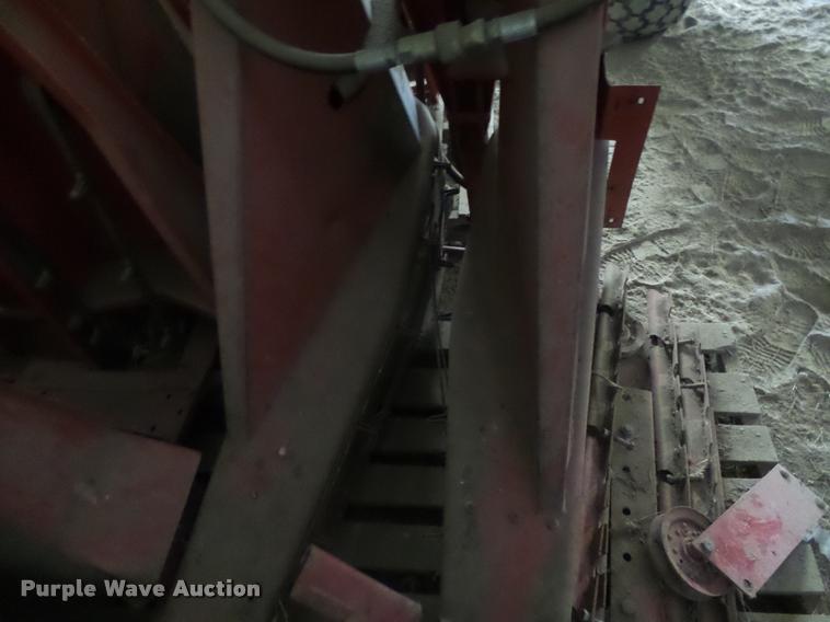 image for item DC3901 (12) Hesston Head Hunter units