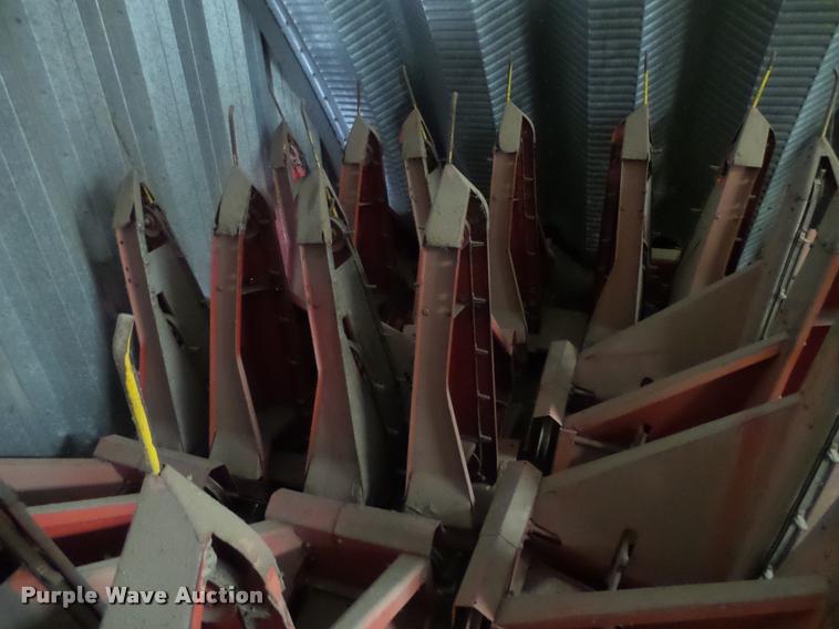 image for item DC3901 (12) Hesston Head Hunter units