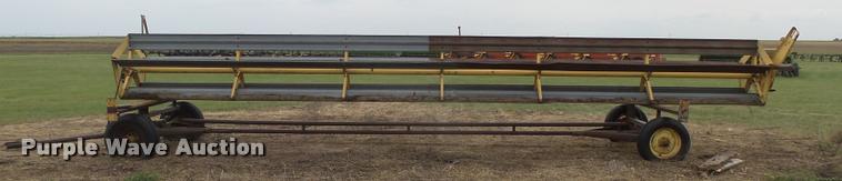 image for item DC3904 New Holland bat reel