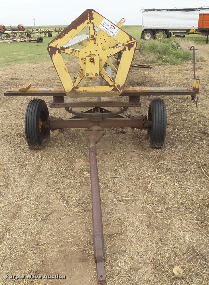 image for item DC3904 New Holland bat reel