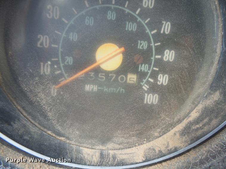 image for item DC3905 1978 GMC Sierra 6000 grain truck