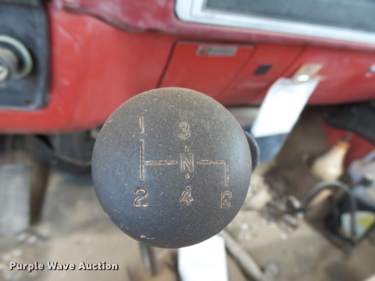 image for item DC3905 1978 GMC Sierra 6000 grain truck