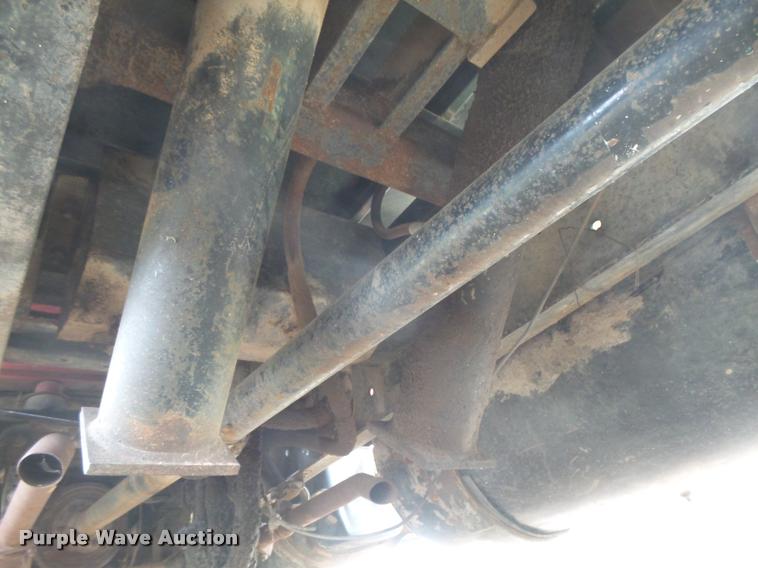 image for item DC3905 1978 GMC Sierra 6000 grain truck