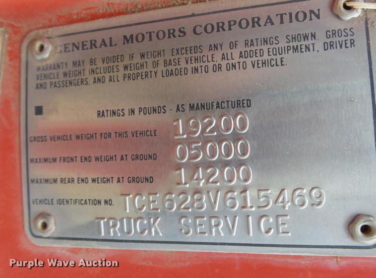 image for item DC3905 1978 GMC Sierra 6000 grain truck