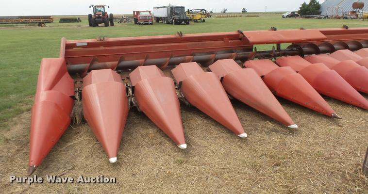 image for item DC3906 Clark corn head