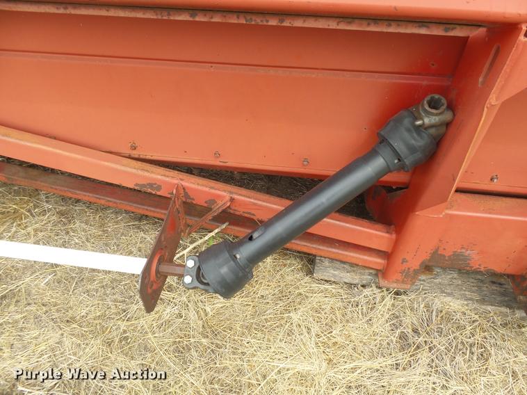 image for item DC3906 Clark corn head