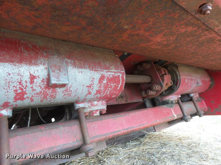 image for item DC3906 Clark corn head