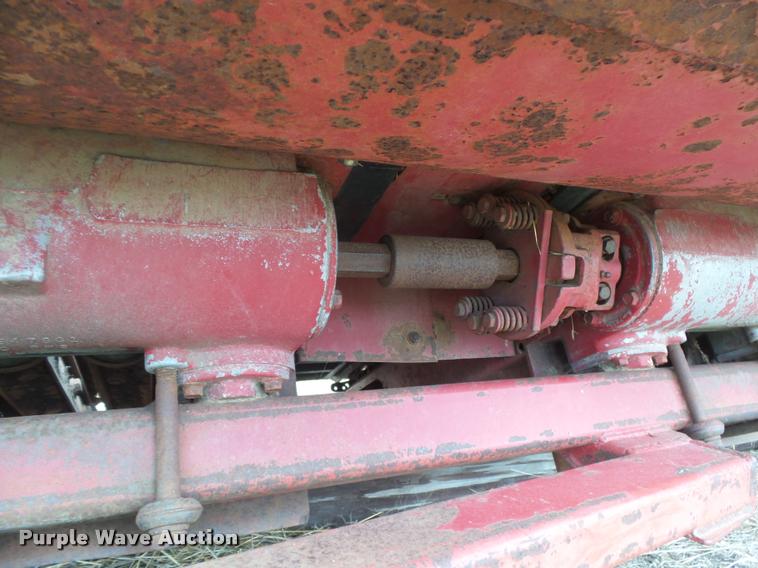 image for item DC3906 Clark corn head