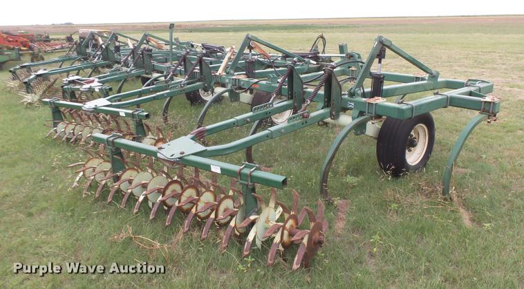 image for item DC3909 QuinStar Fallow Master II FM-35 sweep plow