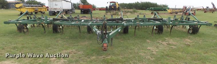 image for item DC3909 QuinStar Fallow Master II FM-35 sweep plow